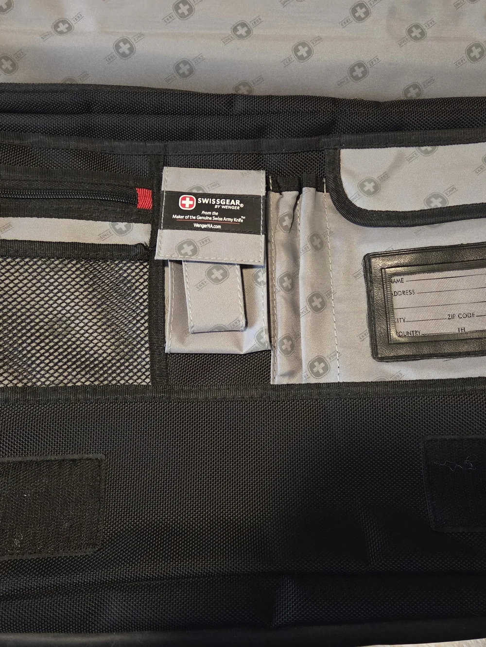 SwissGear Gray & Green Men’s Laptop Messenger Bag